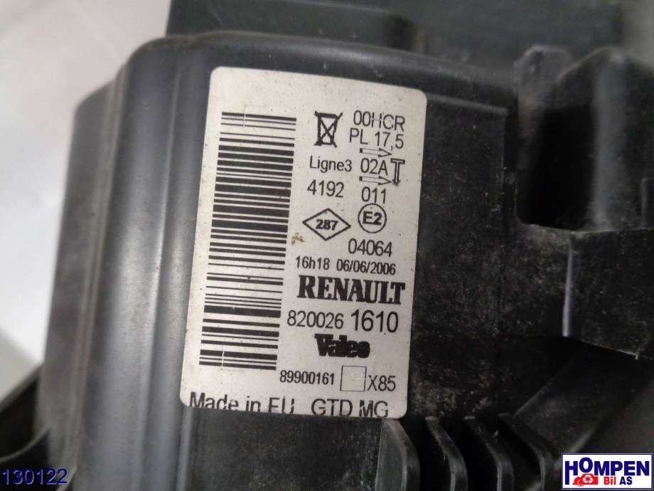 Frontlykt venstre halogen til Renault Clio 2006-2009 (Type III, Fase 1) (RENAULT|260608764R|7701061075|8200261610)