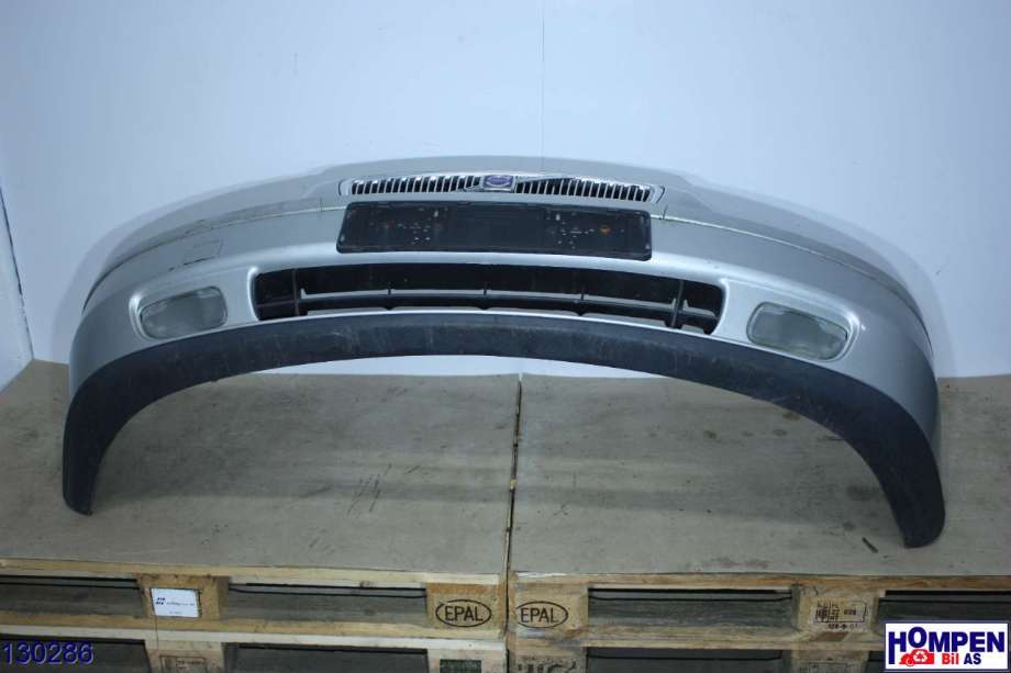 Støtfanger foran til Volvo V70 2000-2004 (Type II, Fase 1)  (VOLVO|9479456|)