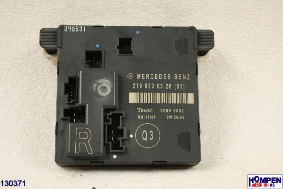 Styreenhet dør høyre bak til Mercedes CLS 2004-2010 (C219) (C219) (MERCEDES|A 219 820 36 26|A 219 820 03 26|219 820 03 26)