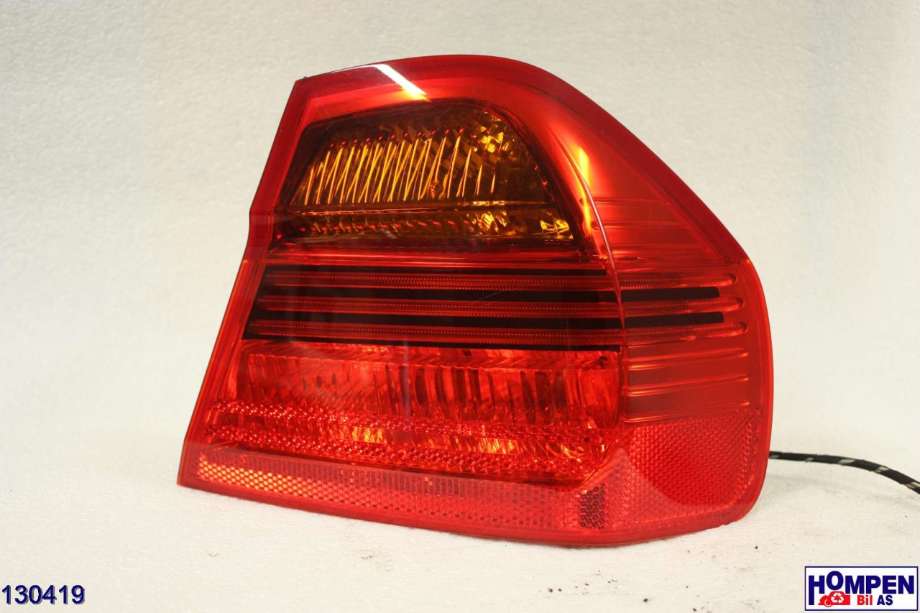 Baklykt høyre til BMW 3-Serie 2005-2011 (E90/E91/E92/E93) (E90/E91/E92/E93) (BMW|63216937458||6937458)