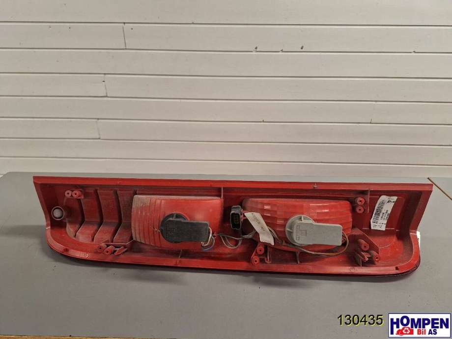 Baklykt høyre til Opel Vivaro A 2006-2014  (OPEL||89316021|93854432)