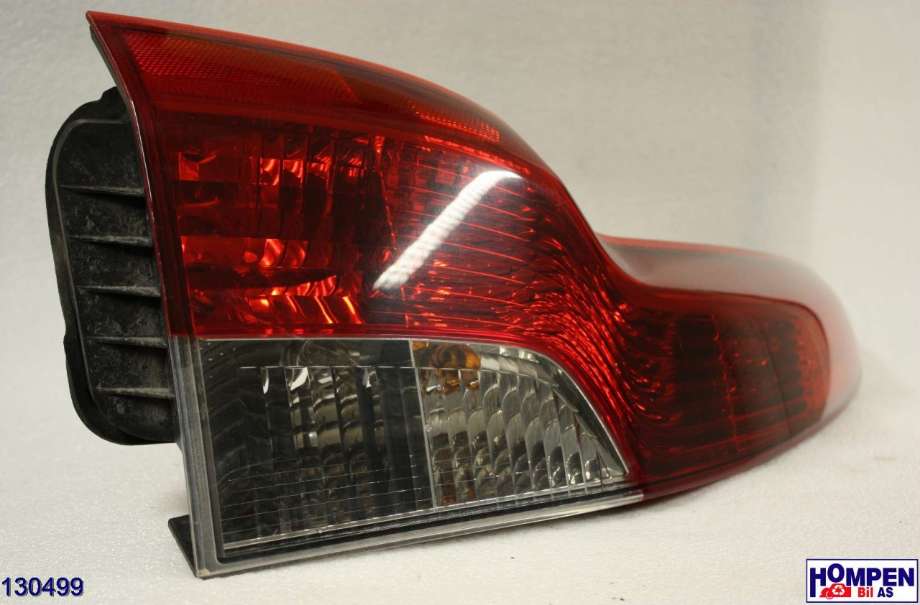 Baklykt venstre til Volvo V50 2007-2012 (Fase 2) (VOLVO|30763511||30744541)