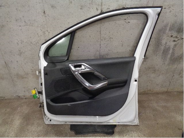 Dør høyre foran til Peugeot 2008 2013-2019 (Type I)  (PEUGEOT|98 078 203 80|)