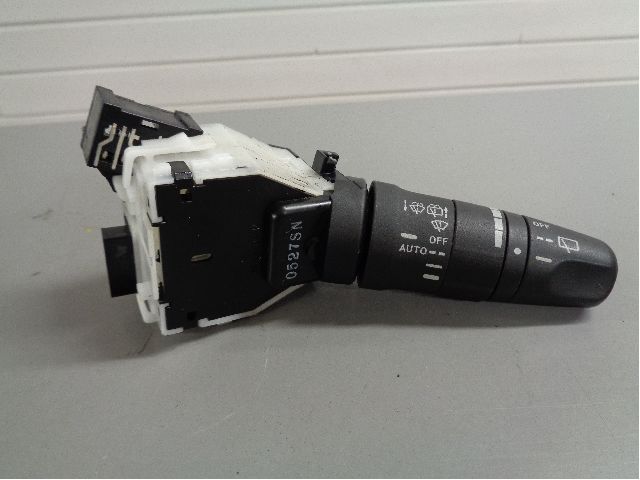 Bryter visker til Nissan X-Trail, 2007-2014 (T31) (T31) (NISSAN|25260JG44A)