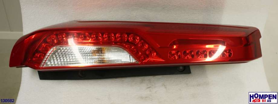 Baklykt venstre til Nissan X-Trail, 2007-2014 (T31) (T31) (NISSAN|265553UB0A)
