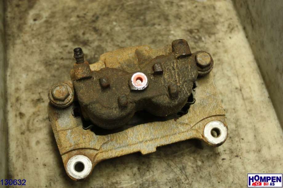 Bremsecaliper venstre foran til Mitsubishi Outlander 2015-->> (Type III, Fase 2)  (MITSUBISHI|4605B471|)