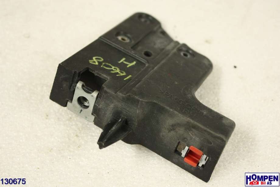 Frontlyktehus til Mitsubishi Outlander, 2015-->> (Type III, Fase 2)  (MITSUBISHI|8301D022)