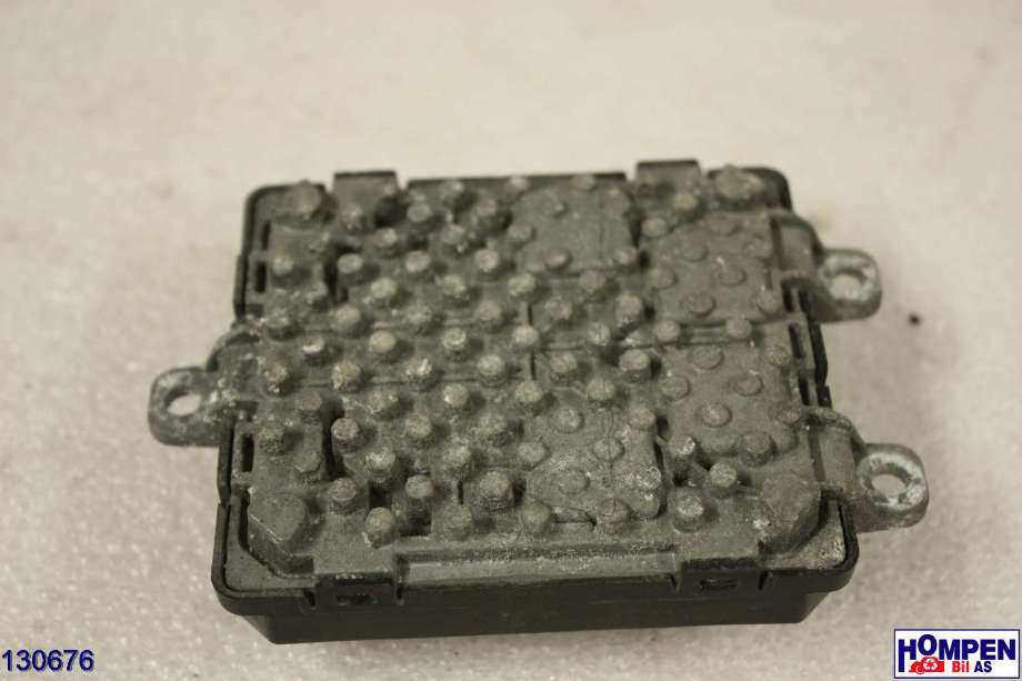 Styreenhet xenon/ballast til Mitsubishi Outlander, 2015-->> (Type III, Fase 2)  (MITSUBISHI|8301D494)