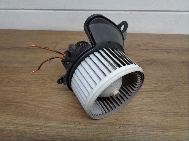 Varmeapparat motor til Opel Corsa D, 2006-2014 (OPEL|13335075)