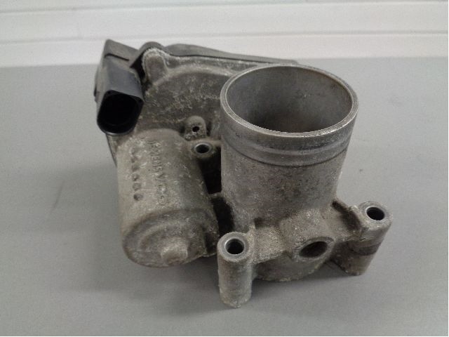 Spjeldhus til VW Polo, 2005-2009 (Type IV, Fase 2)  (VOLKSWAGEN|03C133062B)