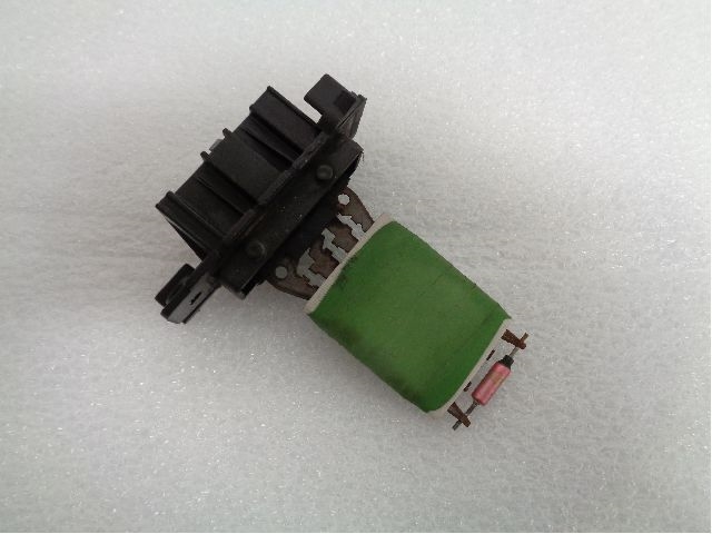 Varmeapparat motstand til Opel Corsa D, 2006-2014 (OPEL|95526380)