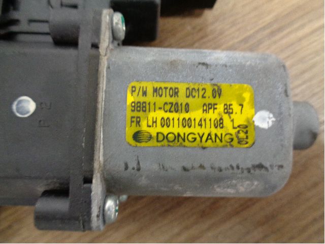 Ruteheis venstre til SsangYong Korando 2011-2013 (Type III) (SSANGYONG||00110014108|98811-CZ010)