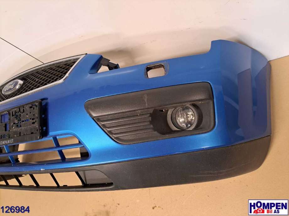 Støtfanger foran til Ford Focus 2004-2007 (Type II, Fase 1)  (FORD|1336763|)
