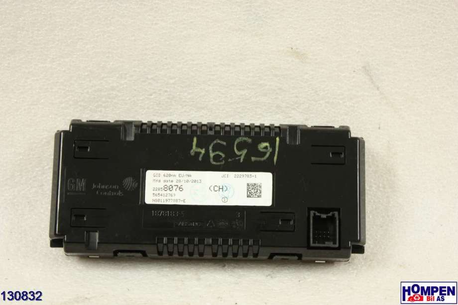 Multimedia display (MCU - Media Controller Unit) til Opel Astra J 2010-2015  (OPEL|22858076||565412769)