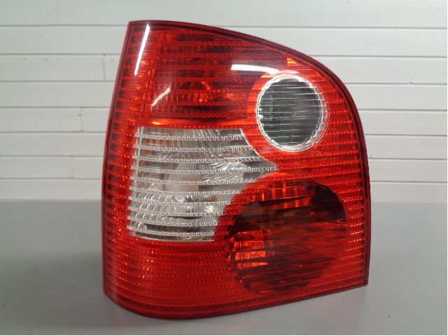 Baklykt venstre til VW Polo, 2002-2005 (Type IV, Fase 1)  (VOLKSWAGEN|6Q6945095G)