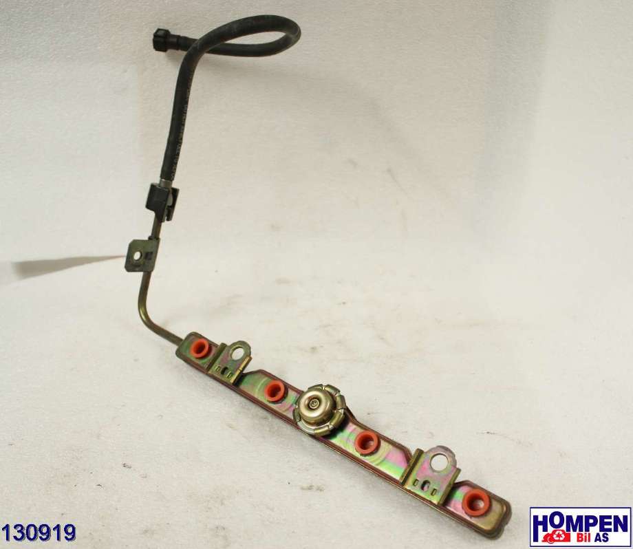 Dyseskinne (fuelrail) til Toyota Corolla, 2002-2007 (TOYOTA|2380722030)