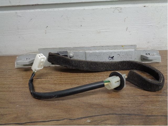 Baklykt bremselys bakrute til Mazda 3 2006-2009 (Type I, Fase 2)  (MAZDA||BR5V51580)