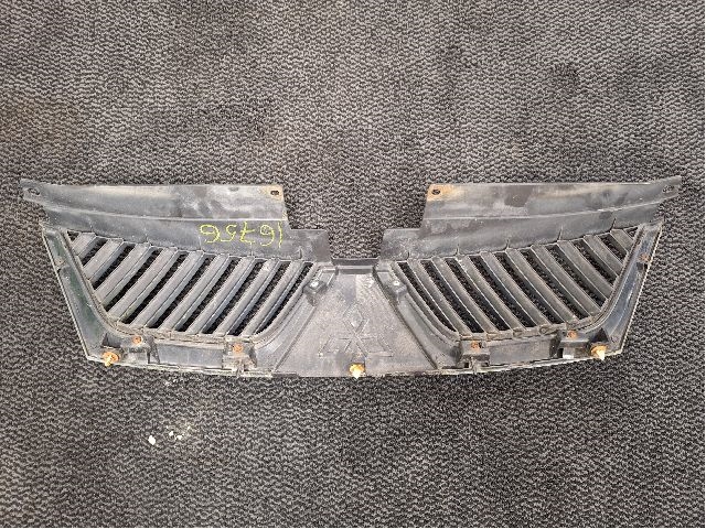 Grill til Mitsubishi Outlander 2007-2010 (Type II, Fase 1) (MITSUBISHI|7450A037HB|)