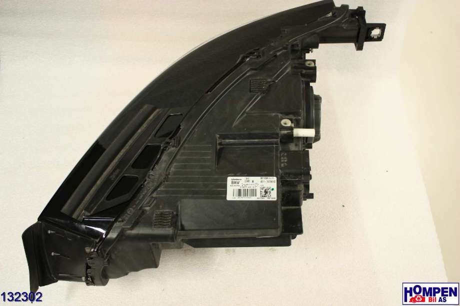 Frontlykt høyre halogen til BMW i3 2013-2022  (BMW|63 11 7 448 388|90118324|63 11 7472186-02)