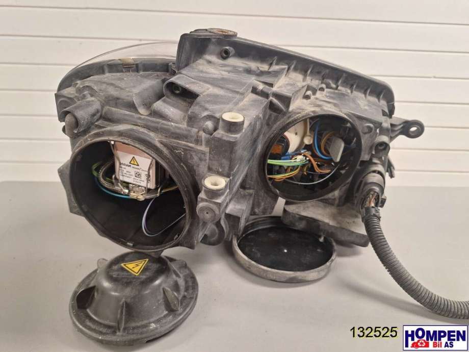 Frontlykt venstre xenon til VW Touran 2007-2010 (Type I, Fase 2) (VOLKSWAGEN|1T1941753A|)