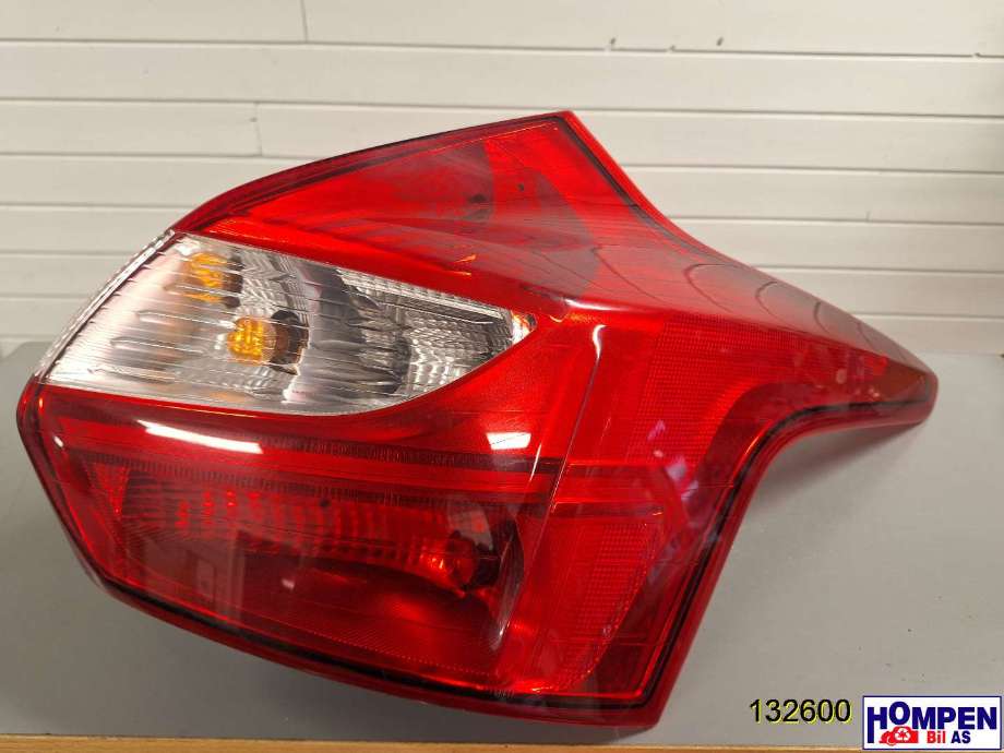 Baklykt høyre til Ford Focus, 2011-2014 (Type III, Fase 1) (FORD|1825319)