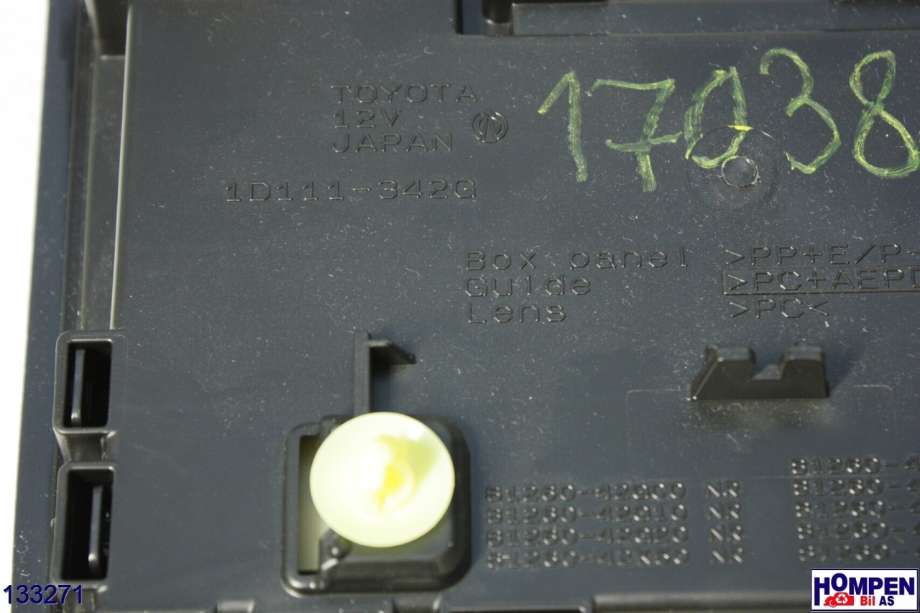Taklyspanel til Toyota bZ4X 2022-->>  (TOYOTA|8126042G20C0|1D111-342G|61260-42G00)