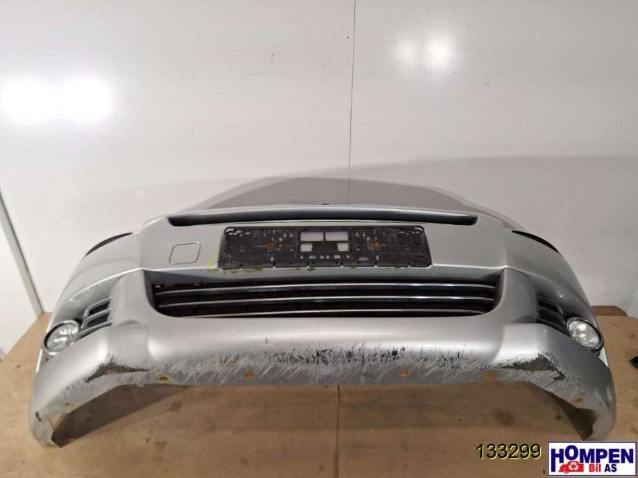 Støtfanger foran til Peugeot 5008 2010-2017 (Type I)  (PEUGEOT|7401 SS|)