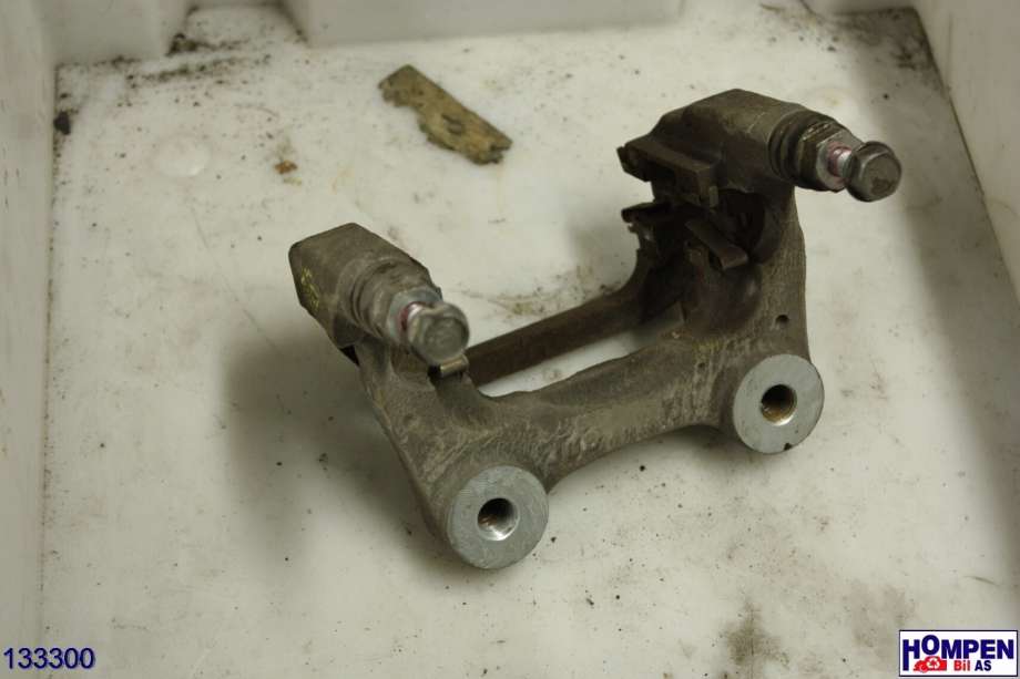 Bremsecaliper brakett til Toyota bZ4X 2022-->> (TOYOTA|4782142110|)