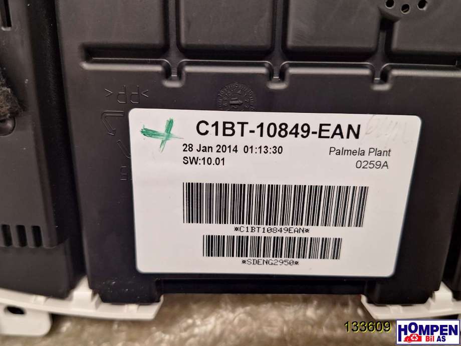 Instrumentpanel til Ford Fiesta 2013-2017 (Type VI, Fase 2) (FORD|2086524|CUBT-10849-EAX|C1BT-10849-EAN)