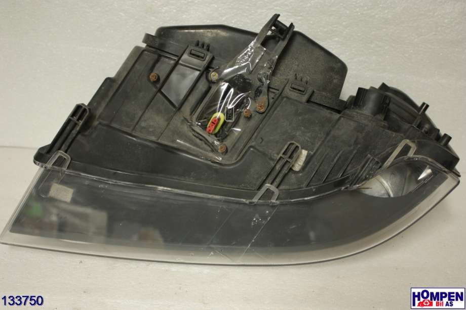 Frontlykt høyre xenon til Land Rover Freelander 2007-2014 (Type II) (LAND-ROVER|6H52-13W029-EK|6H52-13W029-EF|6H52-13W029-EE)