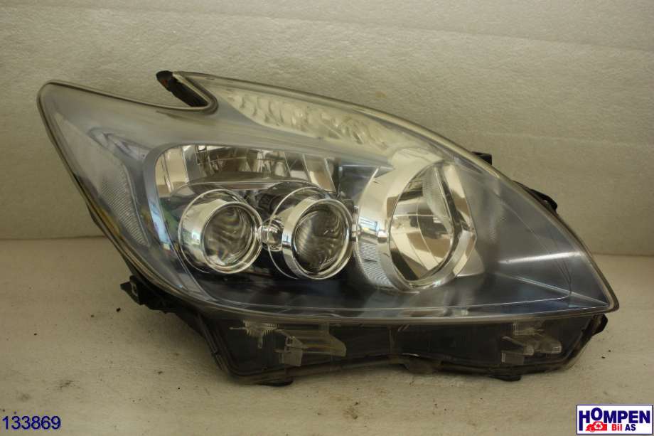Frontlykt høyre halogen til Toyota Prius, 2009-2016 (Type III) (COMBI) (COMBI) (TOYOTA|81145-47261)
