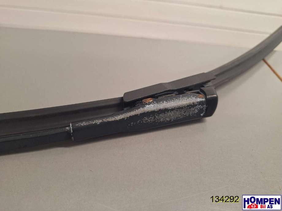 Viskerarmer frontrute til Opel Corsa B 1993-2000 (OPEL|90386267 90386266|)