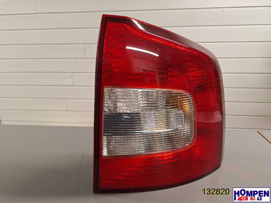 Baklykt høyre til Škoda Octavia 2009-2013 (Type II, Fase 2) (SKODA|1Z9945112A|)