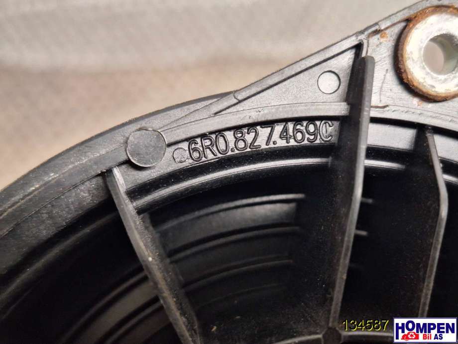 Bakluke/bakdør håndtak til VW Golf VI 2008-2012 (VOLKSWAGEN||3C5827469J|6RO827469C)
