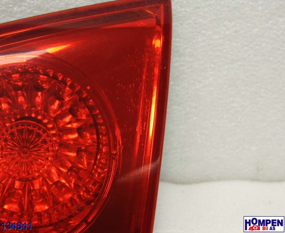 Baklykt høyre indre til Hyundai Santa Fe 2006-2009 (Type II, Fase 1) (HYUNDAI|92406 2B040|92406 2B020|92406-2B000)