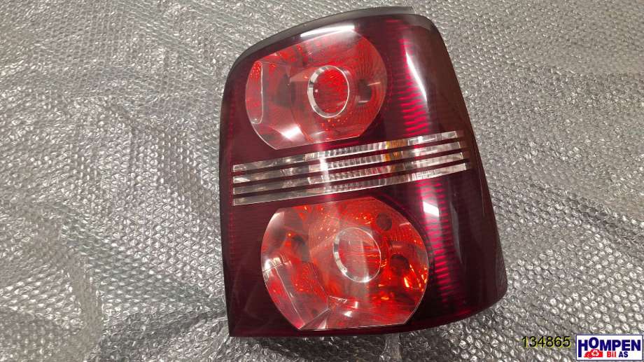 Baklykt høyre til VW Touran, 2007-2010 (Type I, Fase 2)  (VOLKSWAGEN|1T0945096N)