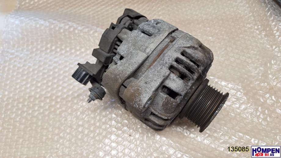 Dynamo til Toyota Hilux, 2012-2016  (270600L100)