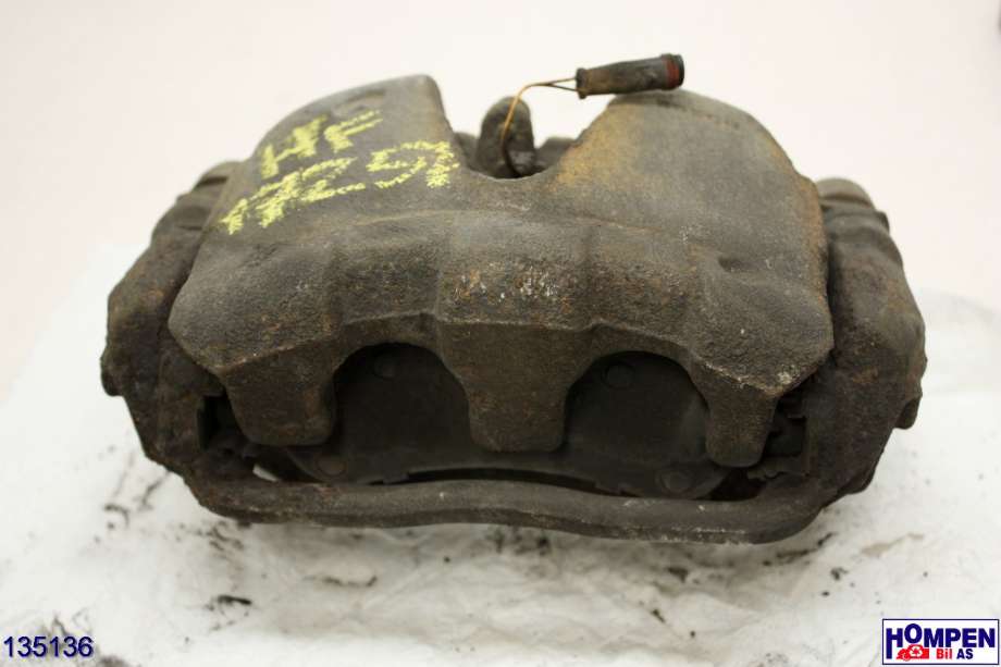 Bremsecaliper høyre foran til Mercedes GLK, 2008-2015 (X204) (X204) (A 204 421 42 81 80)