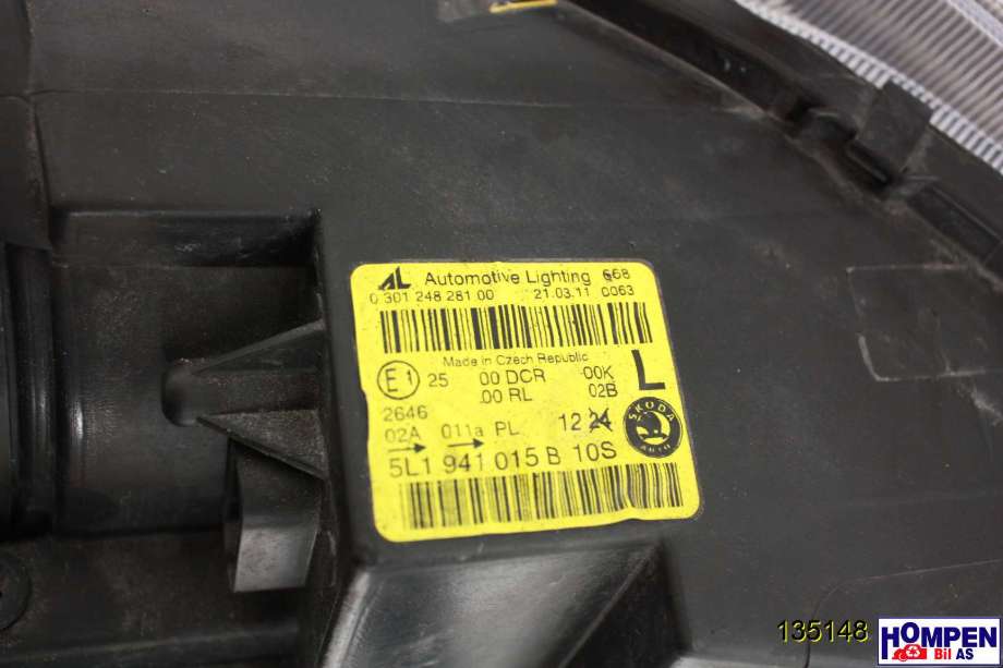 Frontlykt venstre halogen til Škoda Yeti 2009-2013 (Fase 1)  (SKODA|5L1 941 017 C|)