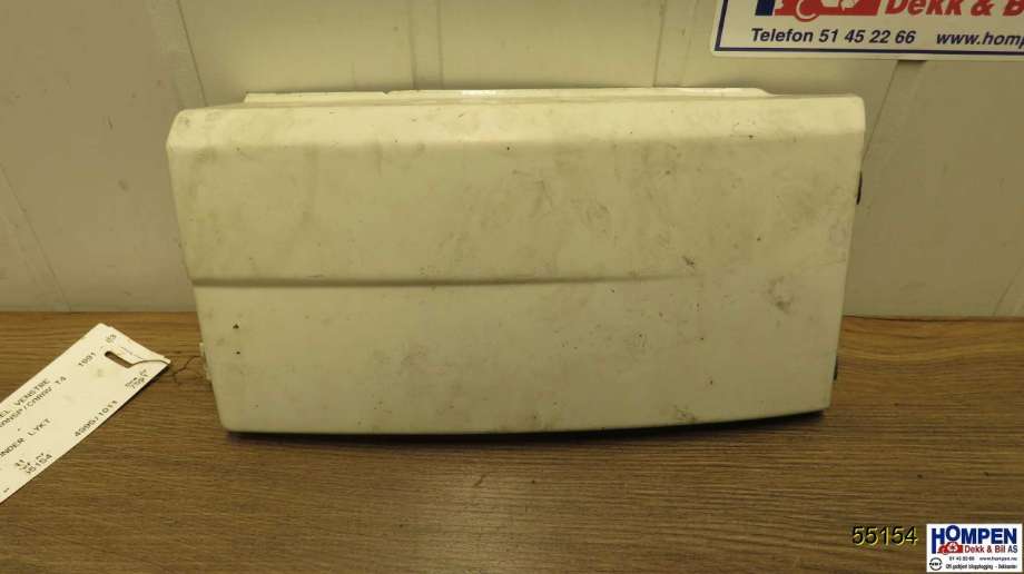 Grill venstre til VW Transporter / Caravelle 1990-2003 (T4) (T4) (VW|701805057|)