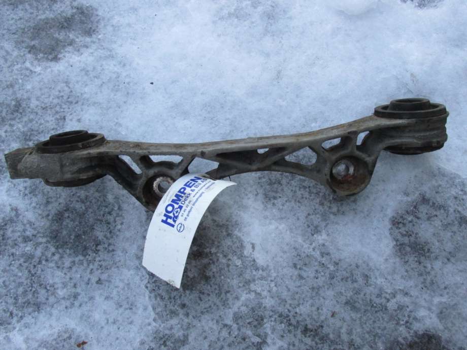 Travers bak til Toyota Hiace 2007-2012 (Fase 3)  (TOYOTA|5239126200|)