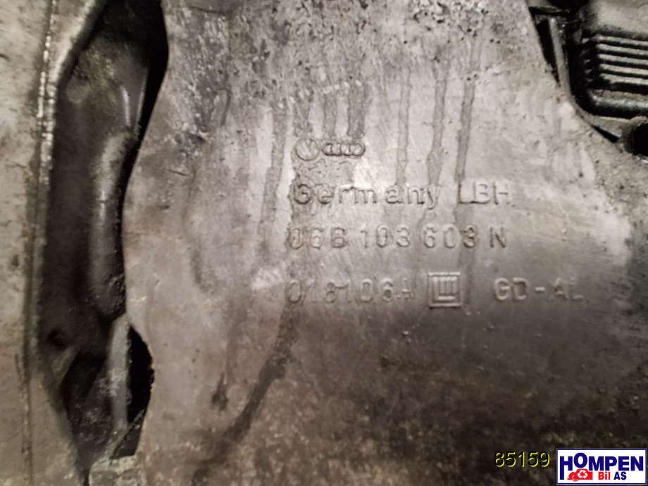 Bunnpanne til VW Passat 1997-2000 (B5,3B) (B5,3B) (VOLKSWAGEN|06B 103 101 E||06B103603N)