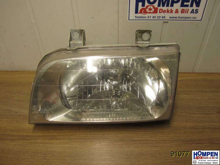 Frontlykt venstre halogen til Kia Sportage, 1995-2004 (Type I) (KIA|0K08G51040B)