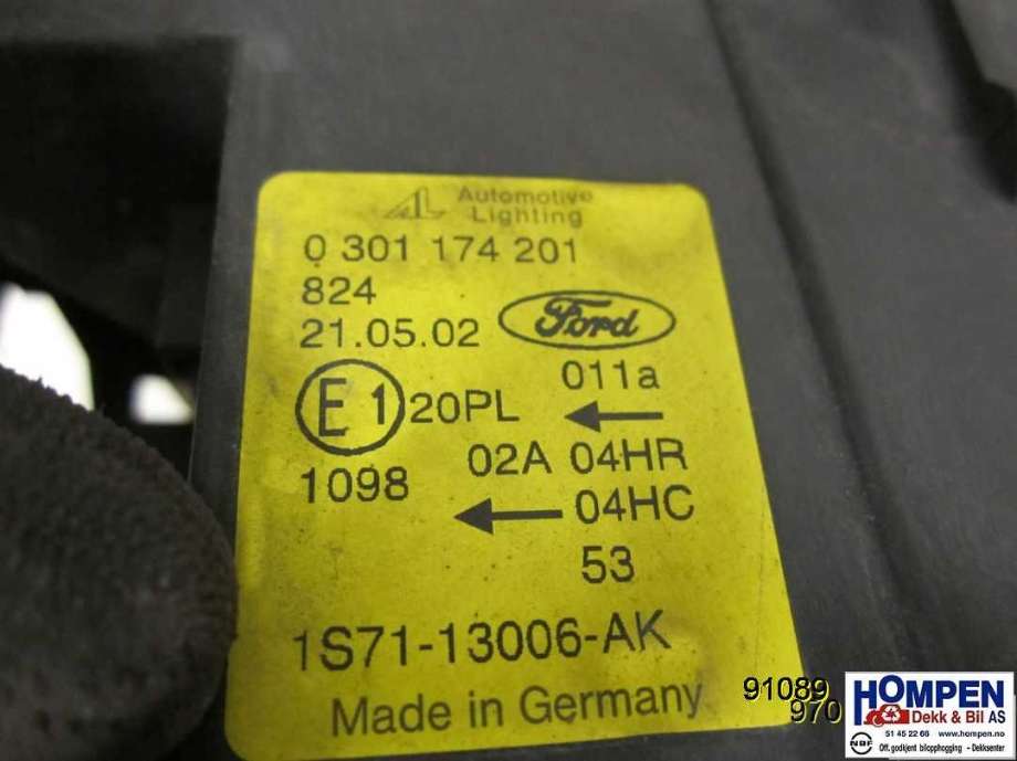 Frontlykt venstre halogen til Ford Mondeo 2001-2007 (Type III) (FORD|1435624|0301174201|1S7113006AK)