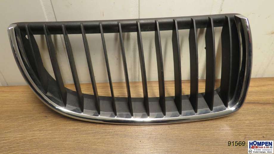 Grill høyre til BMW 3-Serie, 2005-2011 (E90/E91/E92/E93) (E90/E91/E92/E93) (BMW|51137120008)