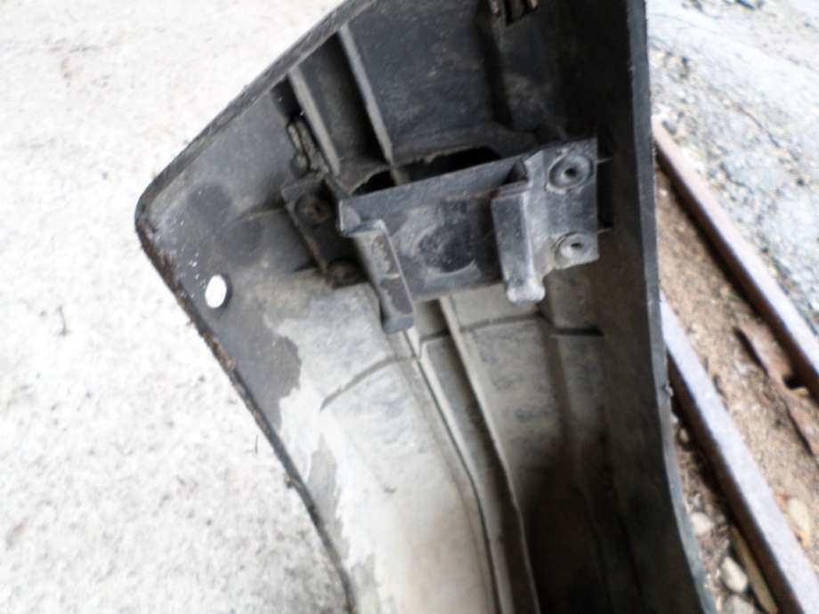 Støtfanger bak til VW Passat 1985-1988  