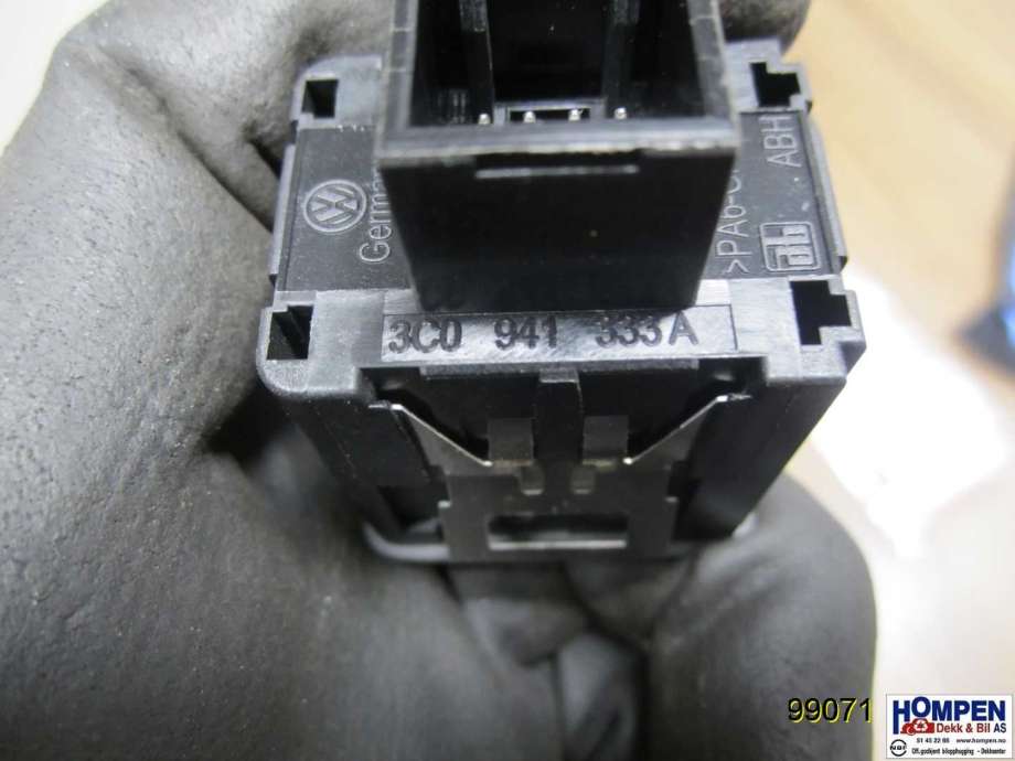 Bryter diverse til VW Passat 2005-2010 (B6) (B6) (VOLKSWAGEN|3C0941333A|)