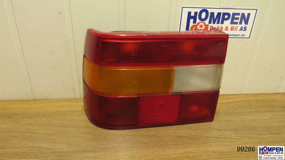 Baklykt venstre til Volvo 850, 1991-1997 (VOLVO|6817415)