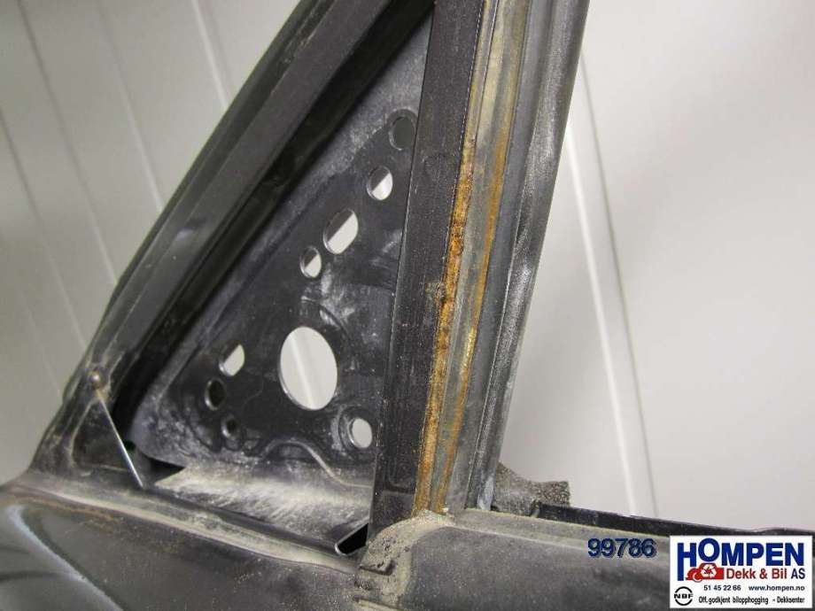Dør venstre foran til Mazda 6 2002-2008 (Type I) (MAZDA|GJYA5902XP|)