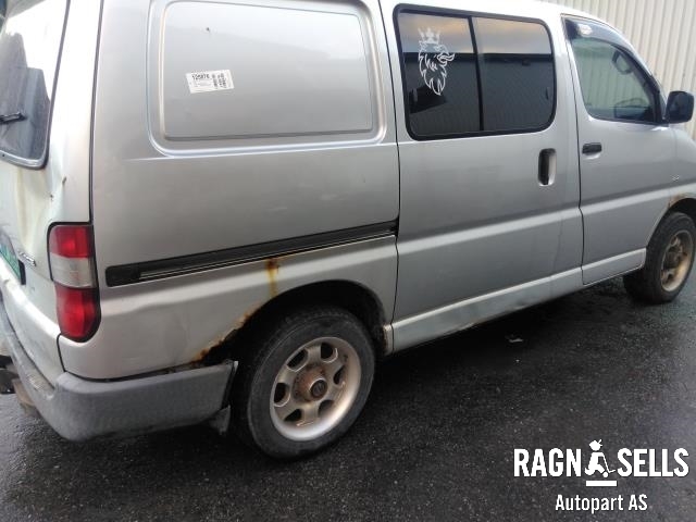Toyota Hiace 2001-2006 (Fase 2) , Motorkode: 2KD-FTV, Girkassekode: 330302F290